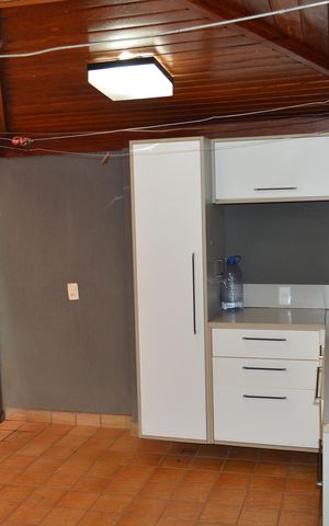 Casa de condomínio para alugar com 256m², 5 quartos e 4 vagasÁrea de Serviço