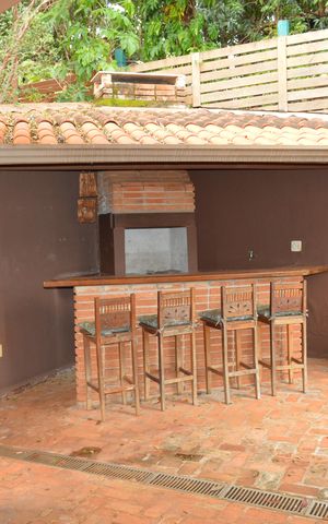 Casa de condomínio para alugar com 256m², 5 quartos e 4 vagasChurrasqueira