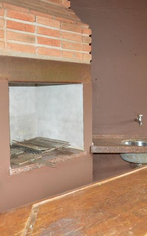 Casa de condomínio para alugar com 256m², 5 quartos e 4 vagasChurrasqueira
