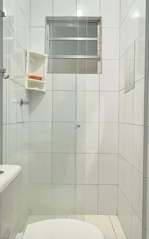 Studio para alugar com 28m², 1 quarto e sem vaga Studio para alugar com 28m², 1 quarto e sem vagaBanheiro