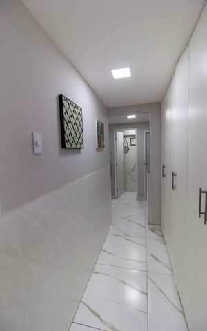 Casa à venda com 200m², 3 quartos e 1 vaga Casa à venda com 200m², 3 quartos e 1 vagaCozinha e Área de Serviço