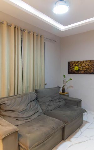 Casa à venda com 200m², 3 quartos e 1 vaga Casa à venda com 200m², 3 quartos e 1 vagaSala