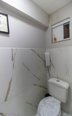 Casa à venda com 200m², 3 quartos e 1 vaga Casa à venda com 200m², 3 quartos e 1 vagaLavabo