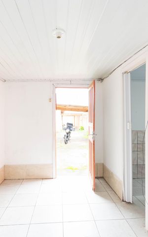 Casa de condomínio à venda com 30m², 1 quarto e 1 vaga Casa de condomínio à venda com 30m², 1 quarto e 1 vagaSala/cozinha