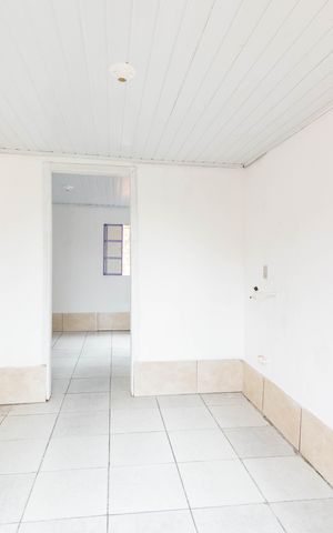 Casa de condomínio à venda com 30m², 1 quarto e 1 vaga Casa de condomínio à venda com 30m², 1 quarto e 1 vagaSala/cozinha