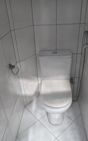 Casa para alugar com 116m², 3 quartos e sem vagaBanheiro de Serviço
