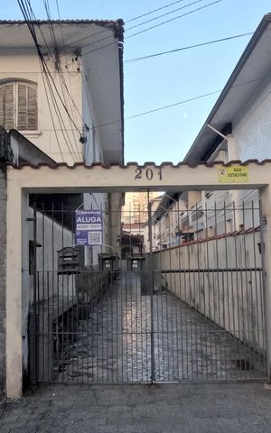 Casa para alugar com 116m², 3 quartos e sem vagaFachada | Adesivo/Placa Quintoandar instalado 