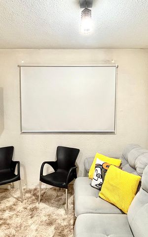Apartamento à venda com 40m², 2 quartos e 1 vaga Apartamento à venda com 40m², 2 quartos e 1 vagaSala