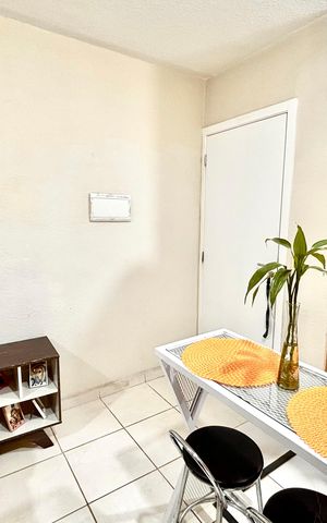 Apartamento à venda com 40m², 2 quartos e 1 vaga Apartamento à venda com 40m², 2 quartos e 1 vagaSala