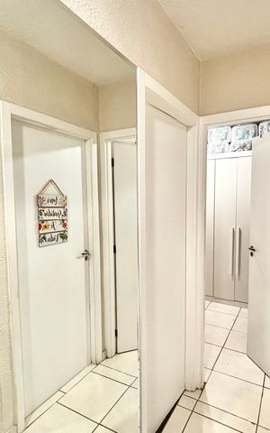 Apartamento à venda com 40m², 2 quartos e 1 vaga Apartamento à venda com 40m², 2 quartos e 1 vagaCorredor