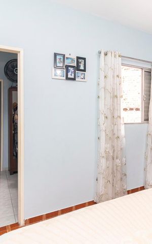 Casa à venda com 90m², 2 quartos e 2 vagasQuarto 1 - Suíte