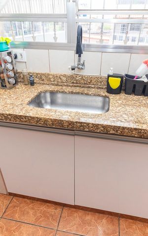 Casa à venda com 90m², 2 quartos e 2 vagasCozinha