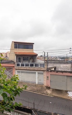 Casa à venda com 90m², 2 quartos e 2 vagasVista da Área de Serviço