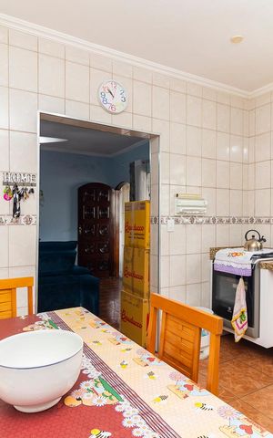 Casa à venda com 90m², 2 quartos e 2 vagasCozinha