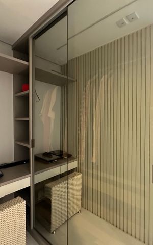 Apartamento para alugar com 109m², 3 quartos e 2 vagas Apartamento para alugar com 109m², 3 quartos e 2 vagasCloset da suíte