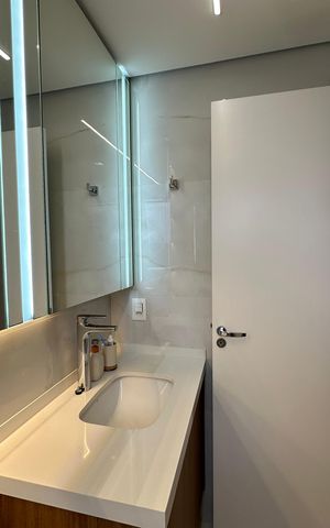 Apartamento para alugar com 109m², 3 quartos e 2 vagas Apartamento para alugar com 109m², 3 quartos e 2 vagasBanheiro da Suíte