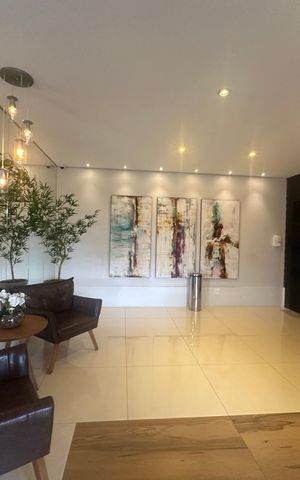 Apartamento para alugar com 109m², 3 quartos e 2 vagas Apartamento para alugar com 109m², 3 quartos e 2 vagasHall de entrada