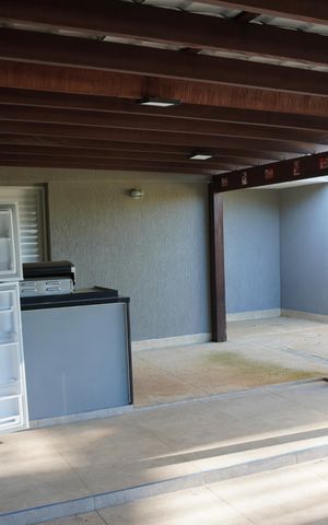Casa de condomínio para alugar com 296m², 2 quartos e 4 vagasÁrea Externa