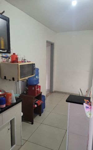 Casa à venda com 360m², 4 quartos e 5 vagas Casa à venda com 360m², 4 quartos e 5 vagasCozinha