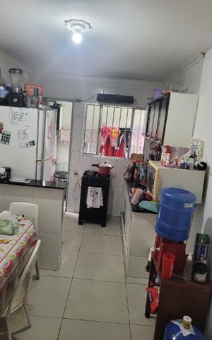 Casa à venda com 360m², 4 quartos e 5 vagas Casa à venda com 360m², 4 quartos e 5 vagasCozinha