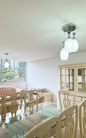 Apartamento à venda com 108m², 2 quartos e 1 vaga Apartamento à venda com 108m², 2 quartos e 1 vagaSala
