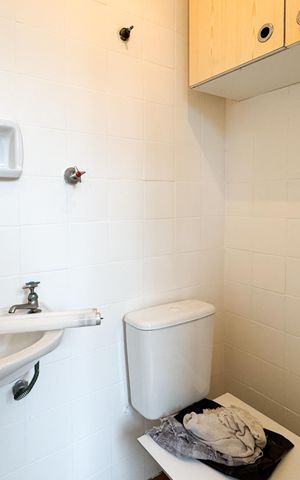 Apartamento à venda com 108m², 2 quartos e 1 vaga Apartamento à venda com 108m², 2 quartos e 1 vagaBanheiro de serviço