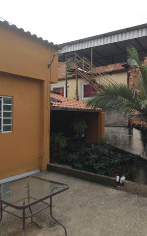 Casa à venda com 368m², 2 quartos e 2 vagasÁrea Externa