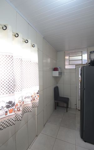 Casa à venda com 368m², 2 quartos e 2 vagasCozinha