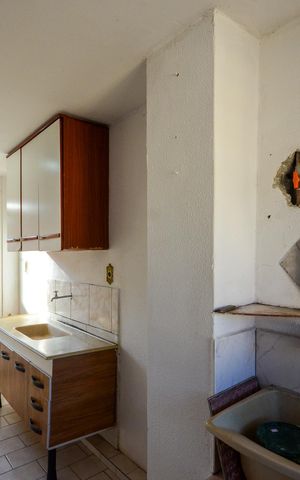 Casa para alugar com 55m², 2 quartos e 1 vaga Casa para alugar com 55m², 2 quartos e 1 vagaCozinha