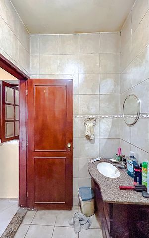 Casa para alugar com 145m², 2 quartos e 2 vagasBanheiro