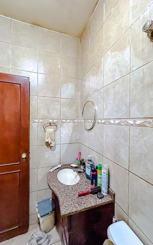 Casa para alugar com 145m², 2 quartos e 2 vagasBanheiro