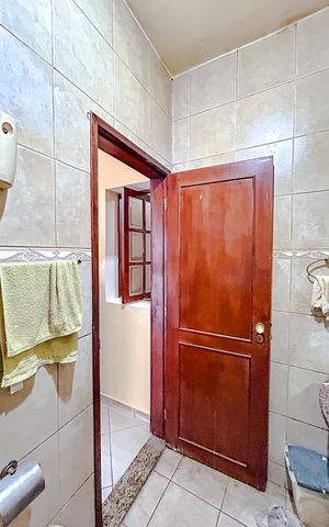 Casa para alugar com 145m², 2 quartos e 2 vagasBanheiro