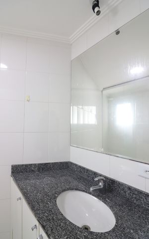 Apartamento para alugar com 100m², 4 quartos e 2 vagasBanheiro da Suíte
