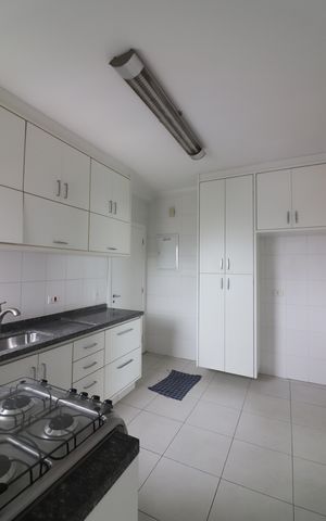 Apartamento para alugar com 100m², 4 quartos e 2 vagasCozinha 