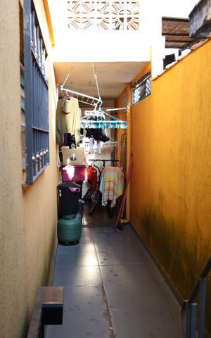 Casa à venda com 120m², 3 quartos e 2 vagasCorredor