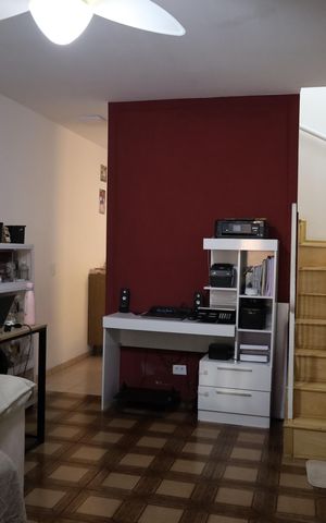 Casa à venda com 120m², 3 quartos e 2 vagasSala