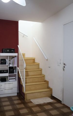 Casa à venda com 120m², 3 quartos e 2 vagasSala