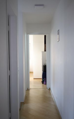 Casa à venda com 120m², 3 quartos e 2 vagasCorredor