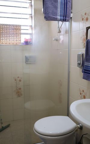 Casa à venda com 120m², 3 quartos e 2 vagasBanheiro da suíte 