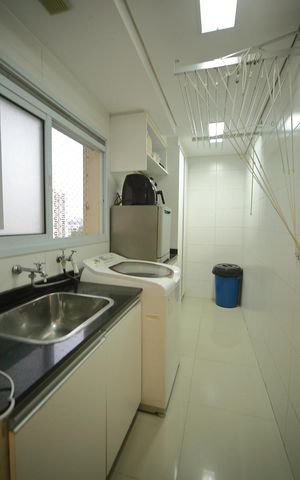 Apartamento à venda com 123m², 3 quartos e 2 vagasÁrea de Serviço