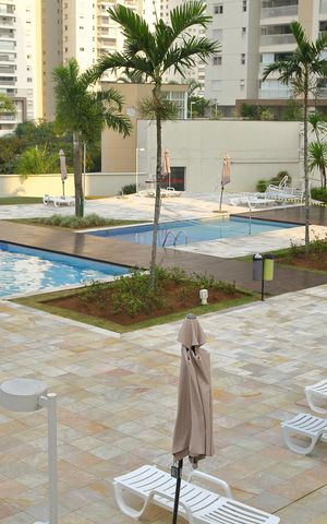 Apartamento à venda com 123m², 3 quartos e 2 vagasÁrea comum - Piscina
