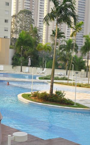 Apartamento à venda com 123m², 3 quartos e 2 vagasÁrea comum - Piscina