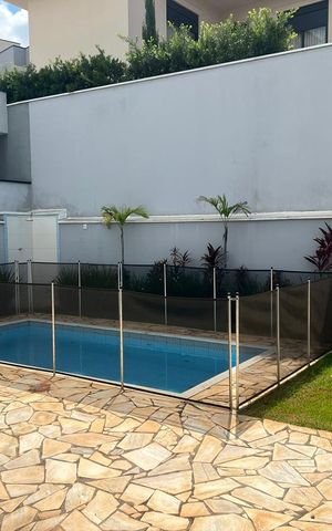 Casa de condomínio à venda com 285m², 4 quartos e 2 vagas