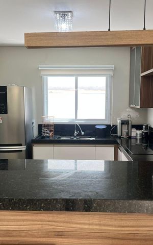 Casa de condomínio à venda com 285m², 4 quartos e 2 vagas