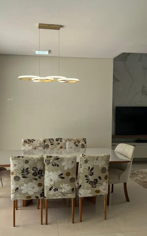 Casa de condomínio à venda com 285m², 4 quartos e 2 vagas