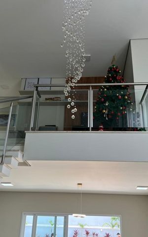 Casa de condomínio à venda com 285m², 4 quartos e 2 vagas