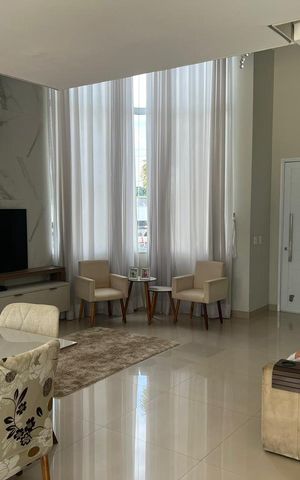 Casa de condomínio à venda com 285m², 4 quartos e 2 vagas