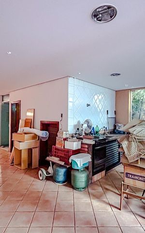 Casa à venda com 670m², 5 quartos e 6 vagasÁrea gourmet