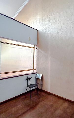 Casa à venda com 670m², 5 quartos e 6 vagasSala 2