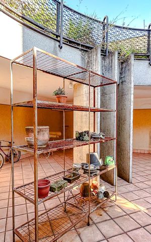 Casa à venda com 670m², 5 quartos e 6 vagasÁrea externa